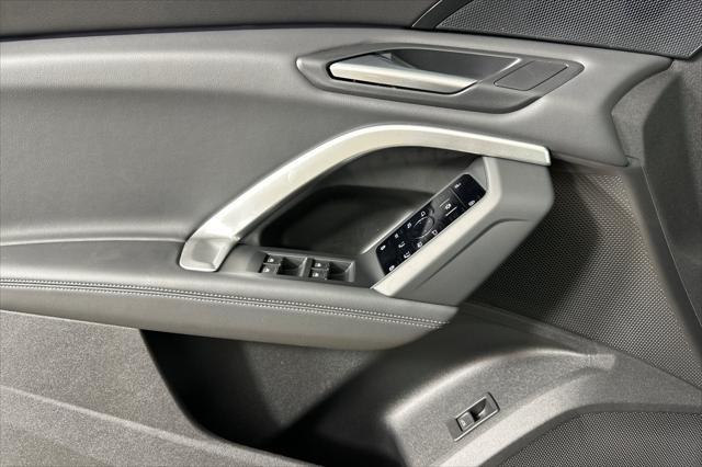 new 2025 Audi Q5 car, priced at $56,825