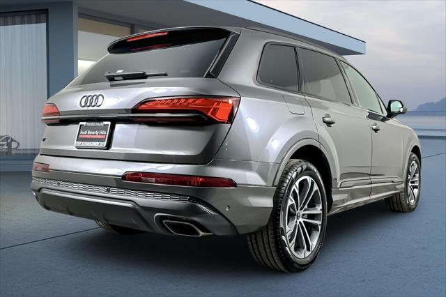 new 2025 Audi Q7 car, priced at $68,170