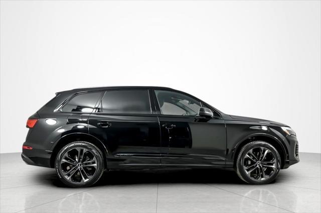 new 2025 Audi Q7 car, priced at $77,460