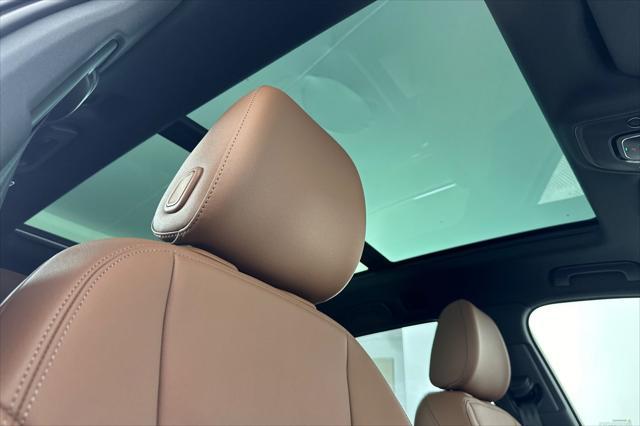 new 2025 Audi Q7 car, priced at $68,770