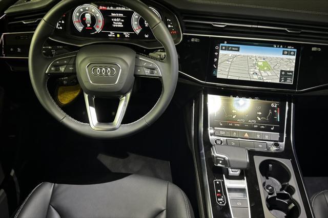 new 2025 Audi Q7 car, priced at $69,920