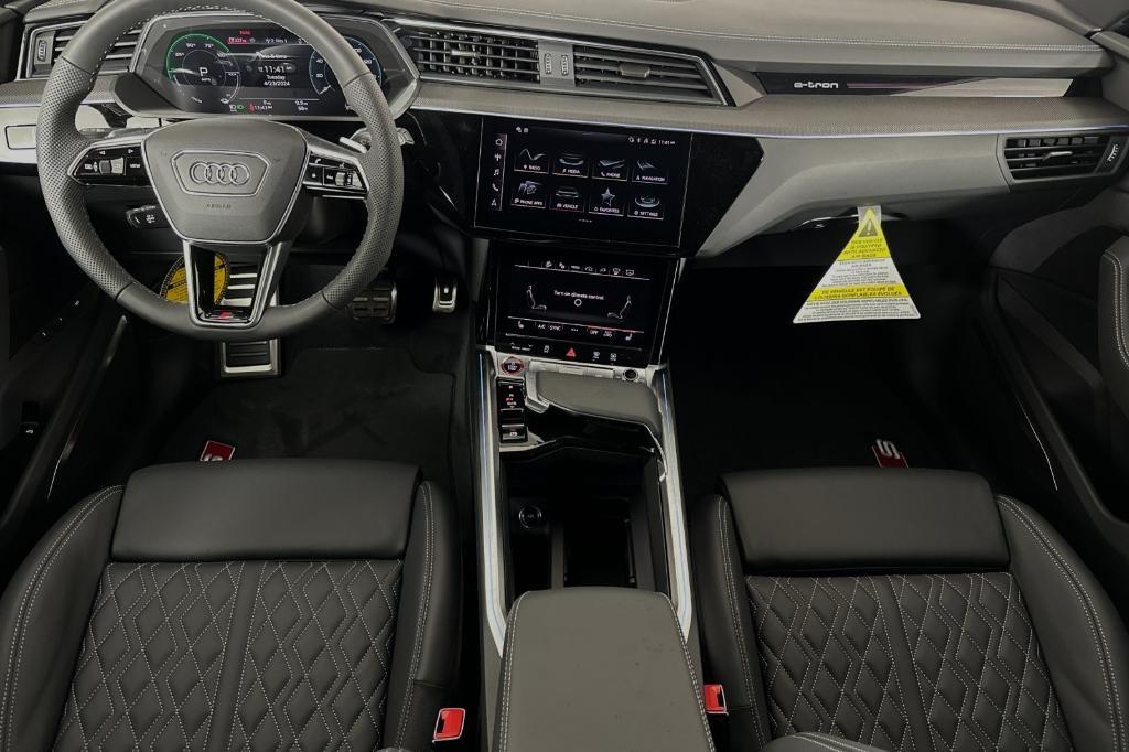 new 2024 Audi SQ8 e-tron car, priced at $104,785