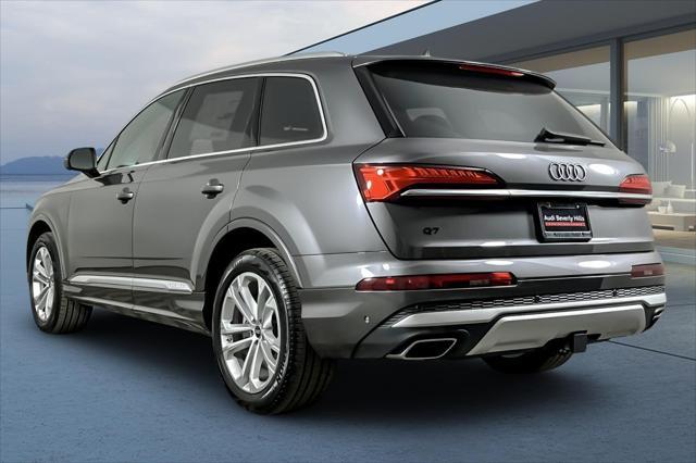 new 2025 Audi Q7 car, priced at $75,645