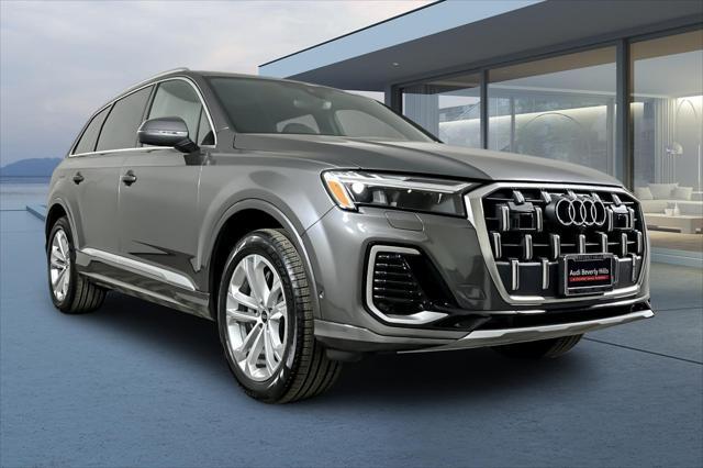 new 2025 Audi Q7 car, priced at $75,645