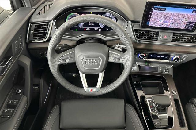 new 2025 Audi Q5 car, priced at $70,110