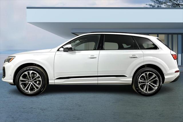 new 2025 Audi Q7 car, priced at $68,820