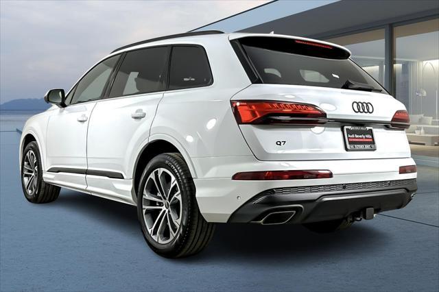 new 2025 Audi Q7 car, priced at $68,820