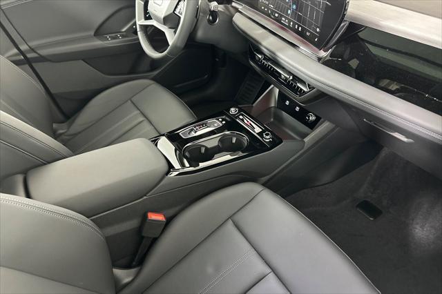 new 2025 Audi Q6 e-tron car, priced at $72,605