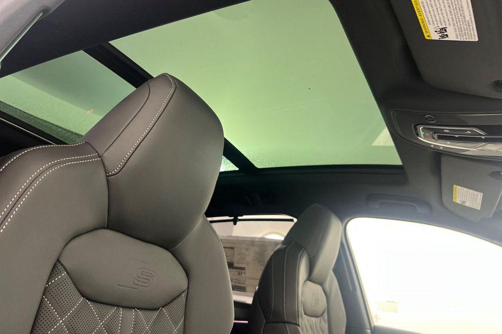 new 2026 Audi SQ7 car, priced at $102,600