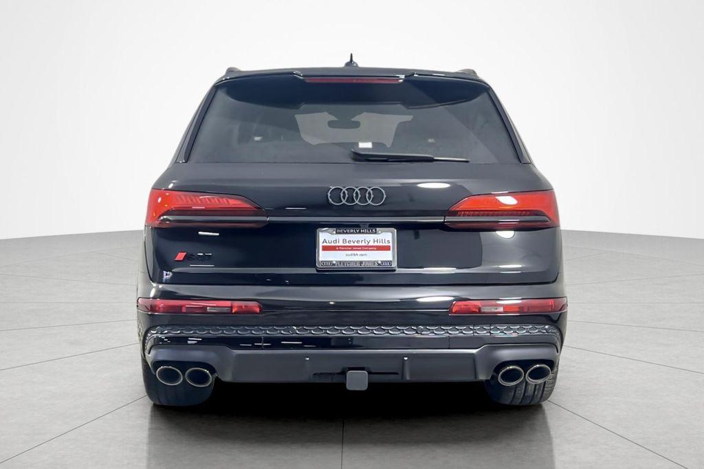 new 2026 Audi SQ7 car, priced at $102,600