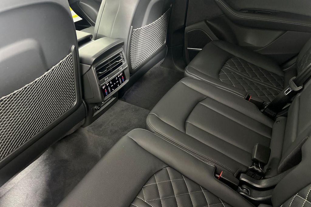 new 2026 Audi SQ7 car, priced at $102,600