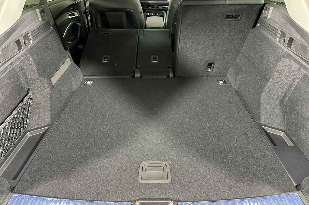 new 2025 Audi Q5 car, priced at $60,290