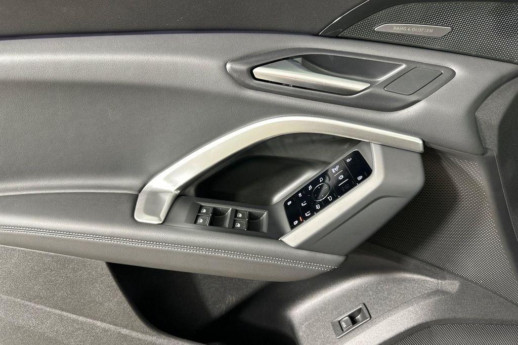 new 2025 Audi Q5 car, priced at $60,290