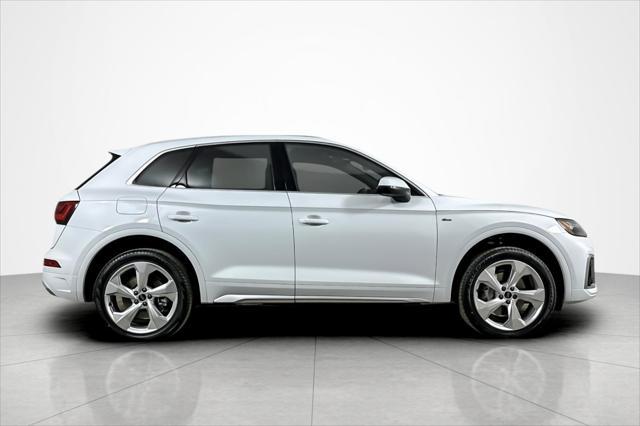 new 2025 Audi Q5 car, priced at $58,785