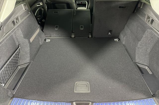 new 2025 Audi Q5 car, priced at $60,350