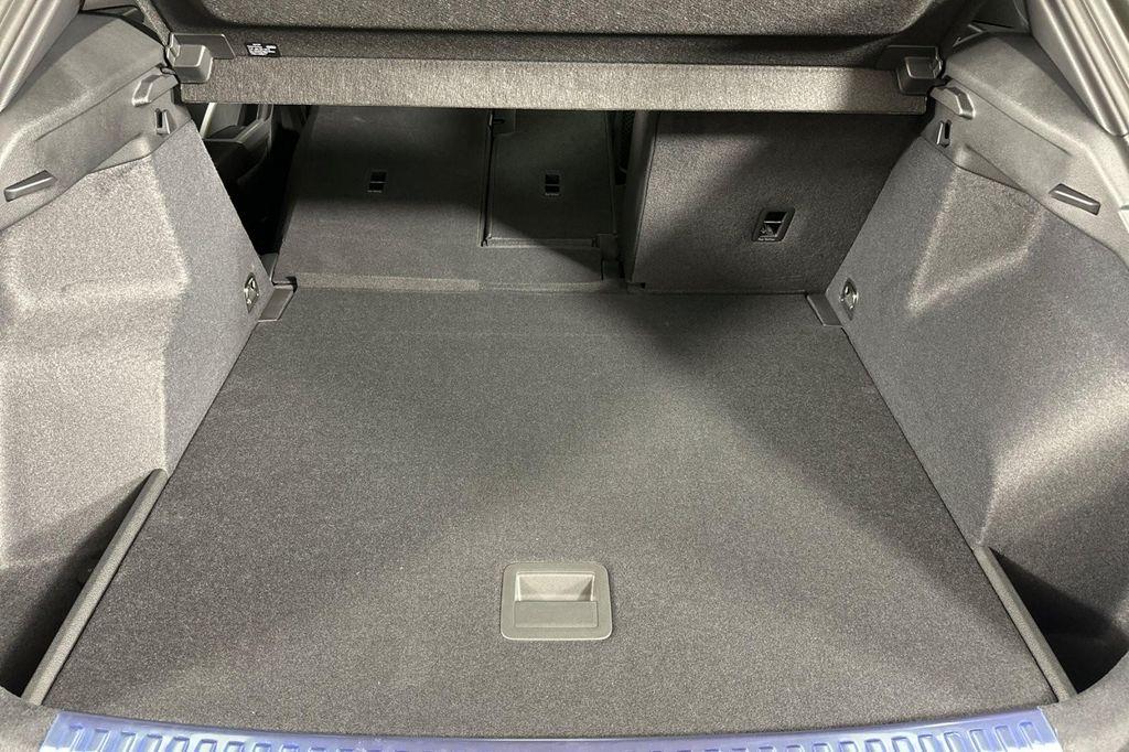 new 2025 Audi Q3 car, priced at $43,925