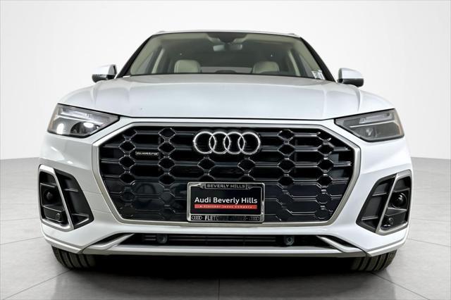 new 2025 Audi Q5 car, priced at $63,795