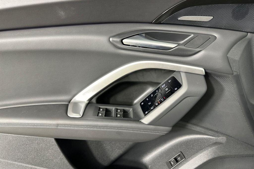 new 2025 Audi Q5 Sportback car, priced at $63,665