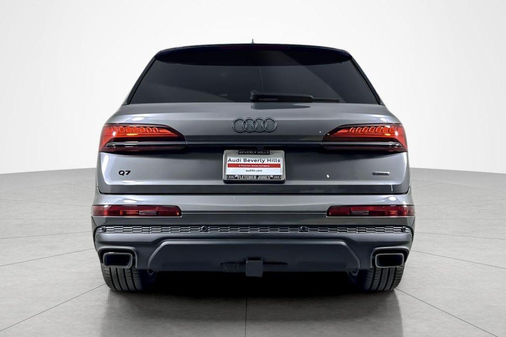 new 2026 Audi Q7 car, priced at $78,105