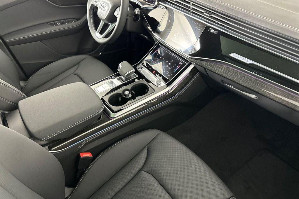 new 2026 Audi Q7 car, priced at $78,105