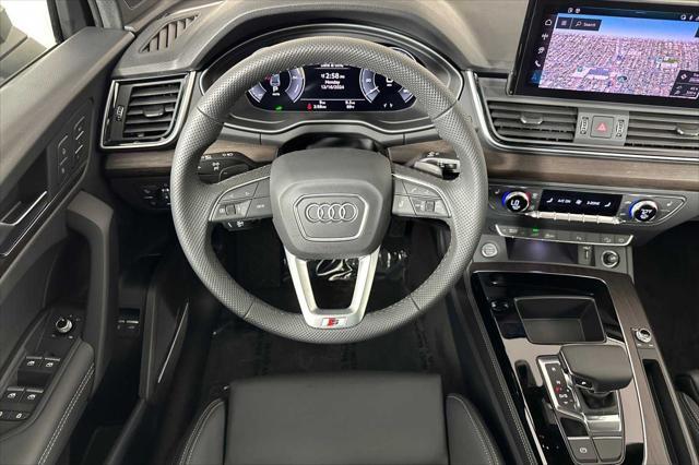 new 2025 Audi Q5 car, priced at $69,160