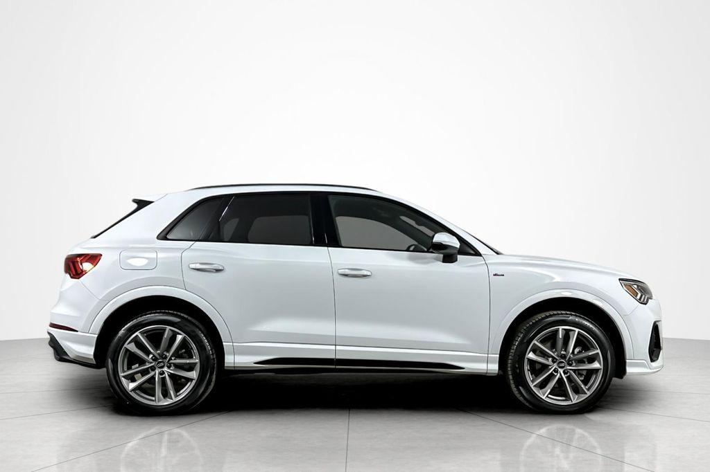 new 2025 Audi Q3 car, priced at $47,065