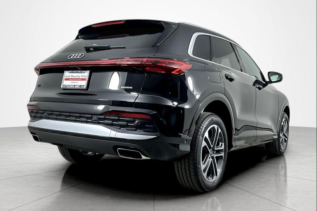 new 2025 Audi Q5 car, priced at $57,625