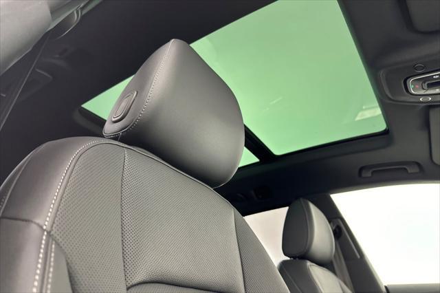 new 2025 Audi Q8 car, priced at $86,425