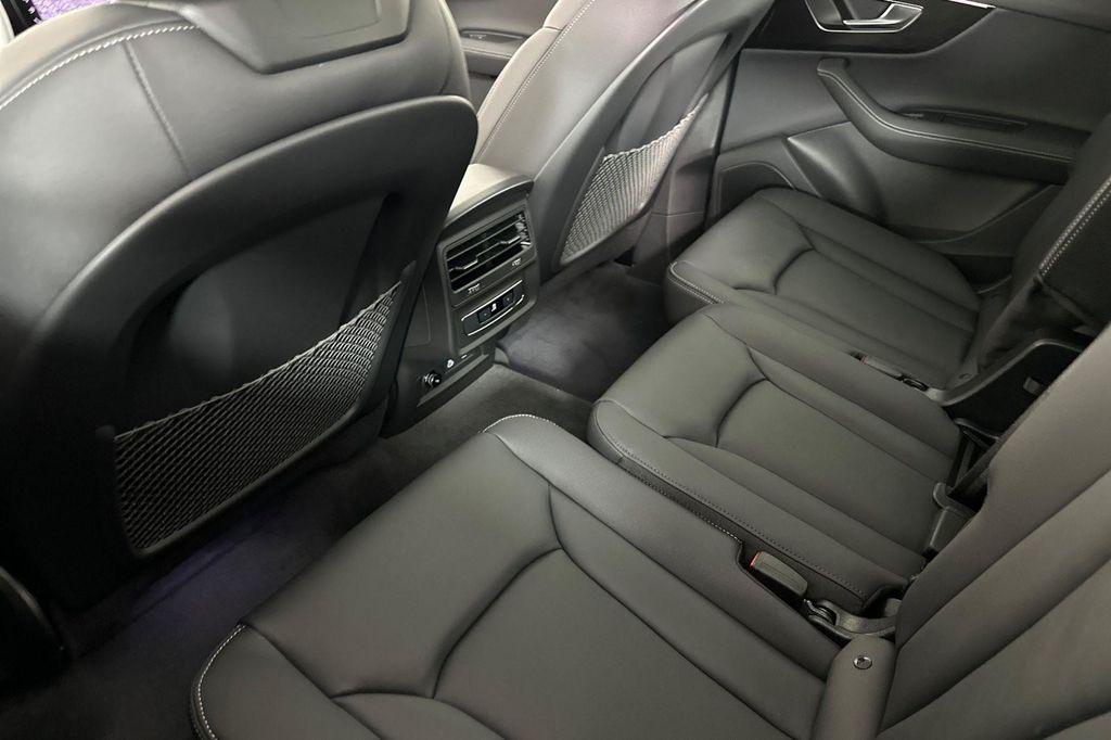 new 2026 Audi Q7 car, priced at $70,470