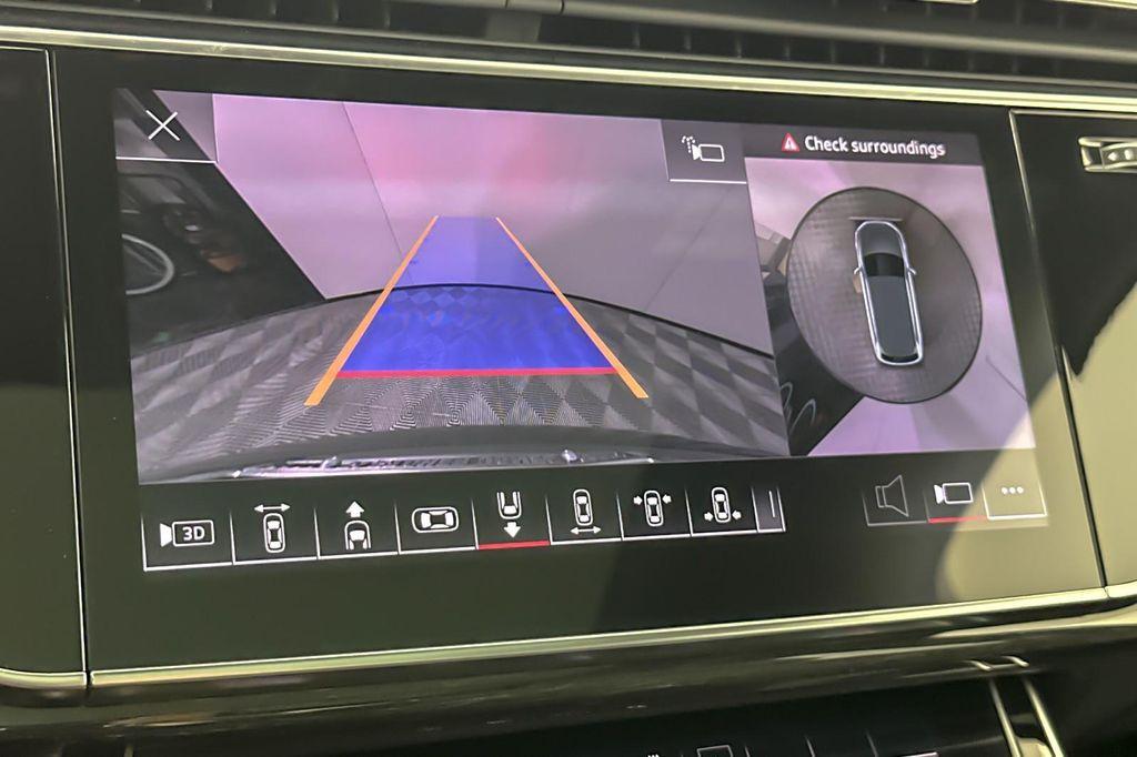 new 2026 Audi Q7 car, priced at $70,470