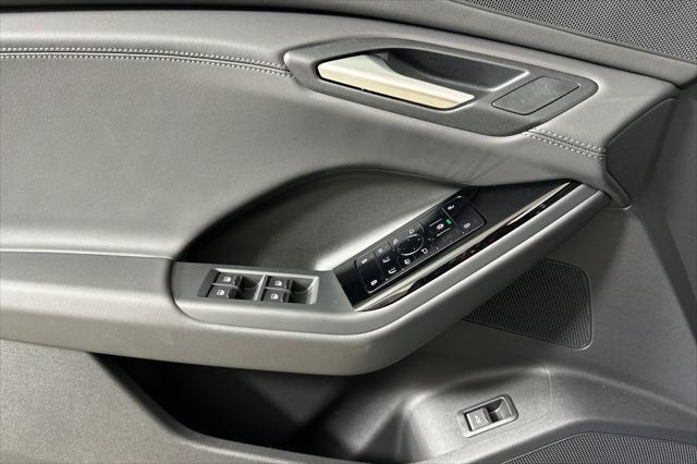 new 2025 Audi Q6 e-tron car, priced at $74,390