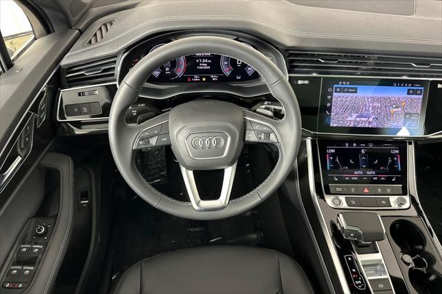 new 2025 Audi Q7 car, priced at $72,970
