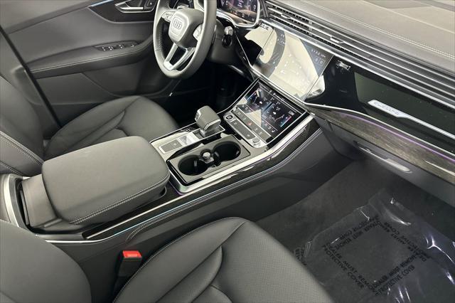 new 2025 Audi Q7 car, priced at $78,860