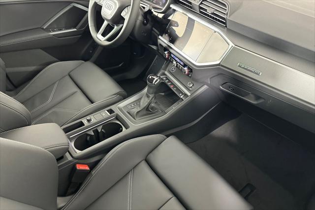 new 2025 Audi Q3 car, priced at $45,625