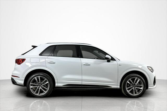 new 2025 Audi Q3 car, priced at $45,785