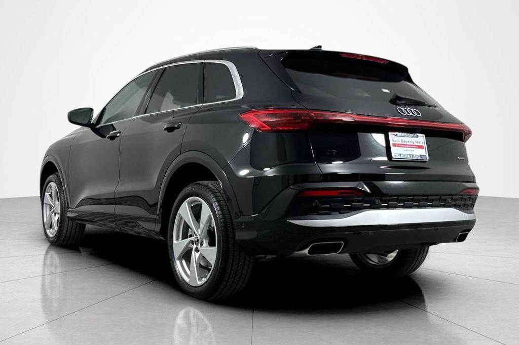 new 2025 Audi Q5 car, priced at $61,240