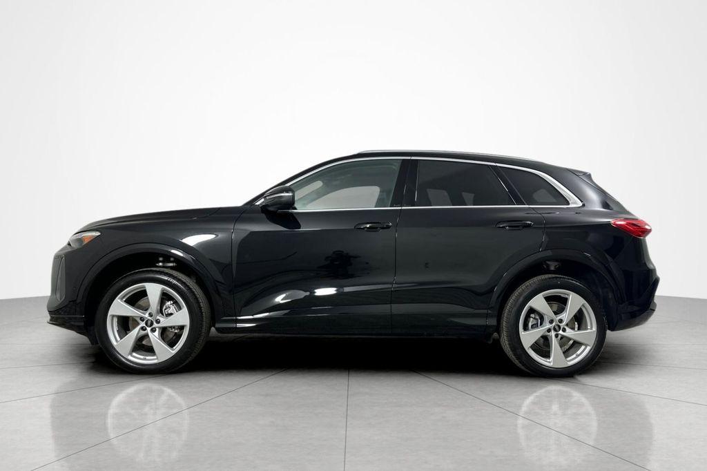 new 2025 Audi Q5 car, priced at $61,240