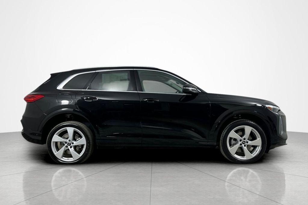 new 2025 Audi Q5 car, priced at $61,240