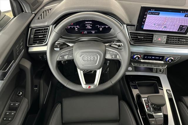 new 2025 Audi Q5 car, priced at $59,860