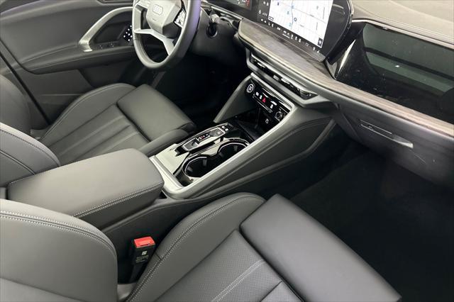 new 2025 Audi Q5 car, priced at $60,960