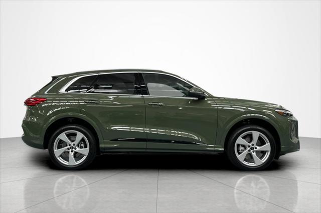new 2025 Audi Q5 car, priced at $60,290