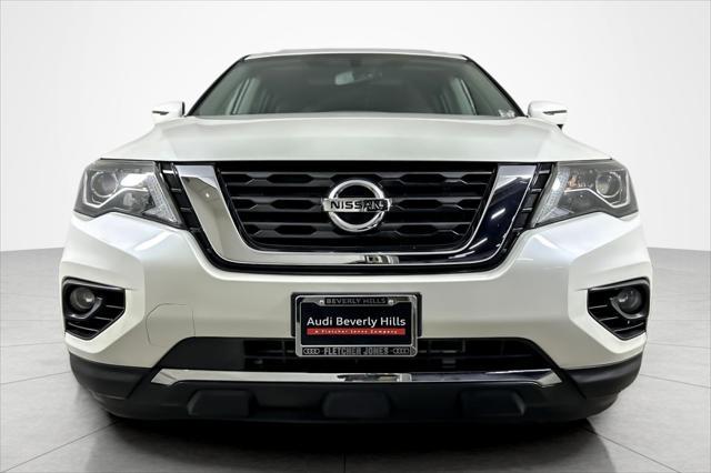 used 2020 Nissan Pathfinder car, priced at $27,994