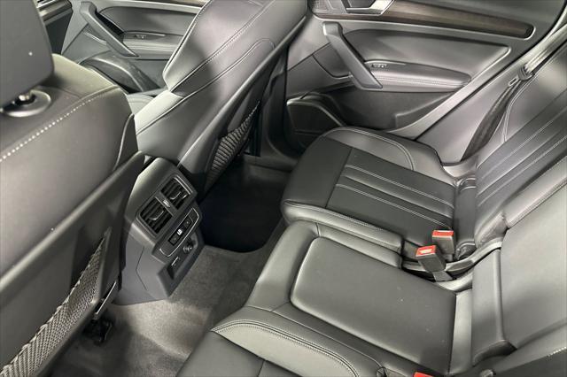 new 2025 Audi Q5 car, priced at $67,935