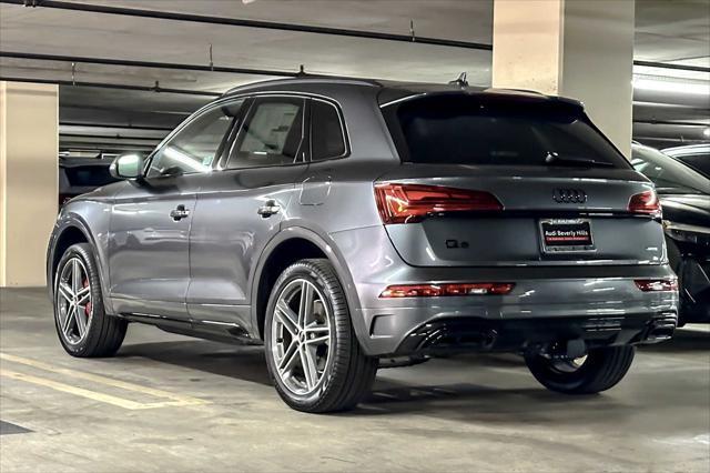 new 2025 Audi Q5 car, priced at $69,160