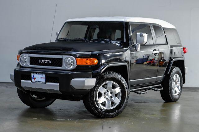 used 2007 Toyota FJ Cruiser car, priced at $16,993