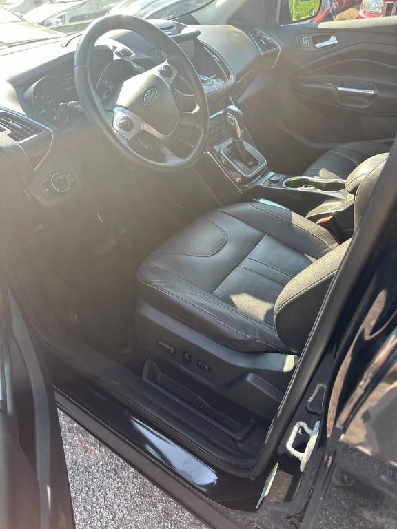used 2013 Ford Escape car, priced at $4,500