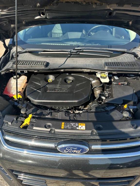 used 2013 Ford Escape car, priced at $4,500
