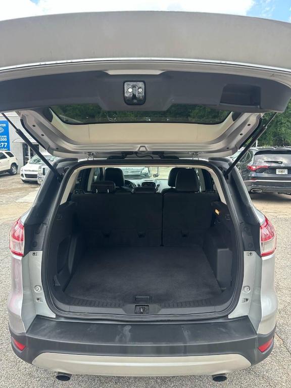 used 2013 Ford Escape car, priced at $5,900