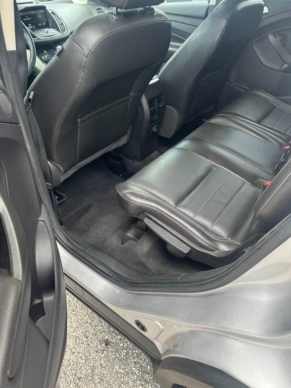 used 2013 Ford Escape car, priced at $5,900