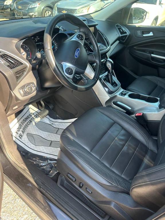 used 2013 Ford Escape car, priced at $5,900